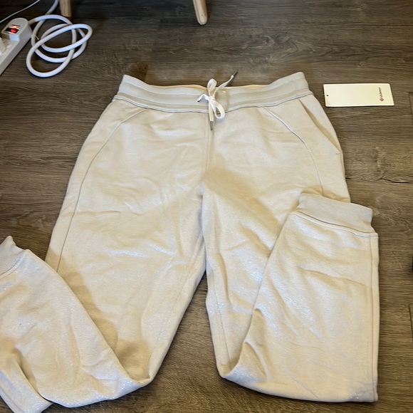 lululemon athletica Pants - Lululemon scuba high rise jogger (spark)